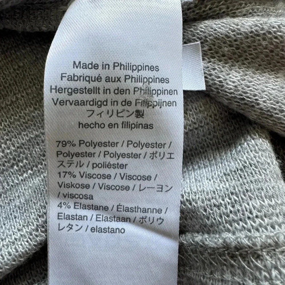 J. Crew Vintage Fleece Women's Gray V Neck Long Sleeve Sweater Top Size Large - Picture 13 of 13